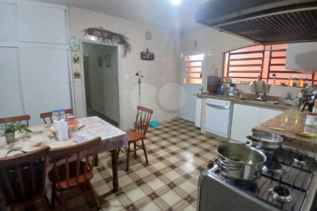 Casa Térrea à venda com 4 quartos, sendo 1 suíte,  em Vila Nova Mazzei, São Paulo, SP