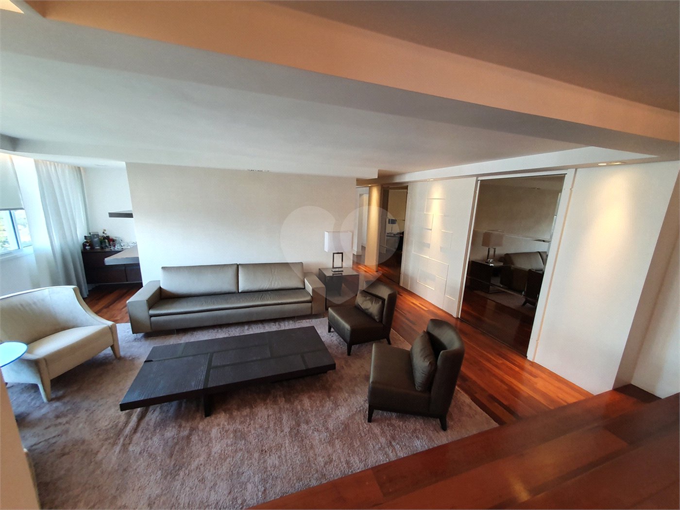 Apartamento à venda com 3 quartos, sendo 2 suítes, em Alto da Boa Vista, São Paulo, SP