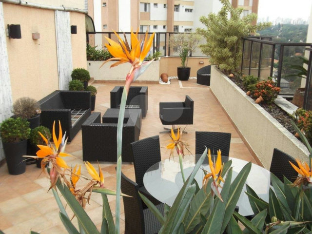 Cobertura à venda com 4 quartos, sendo 3 suítes,  em Campo Belo, São Paulo, SP