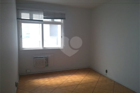 Apartamento à venda com 4 quartos, sendo 1 suíte, em Flamengo, Rio de Janeiro, RJ