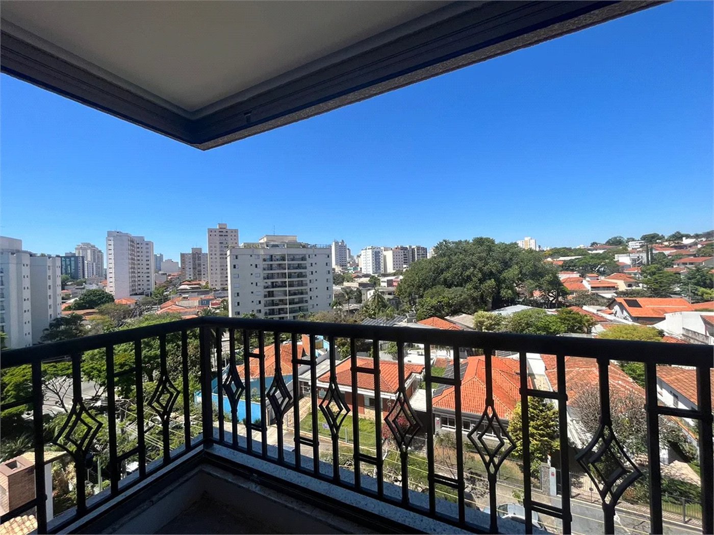 Cobertura à venda com 3 quartos, sendo 2 suítes,  em Lapa, São Paulo, SP