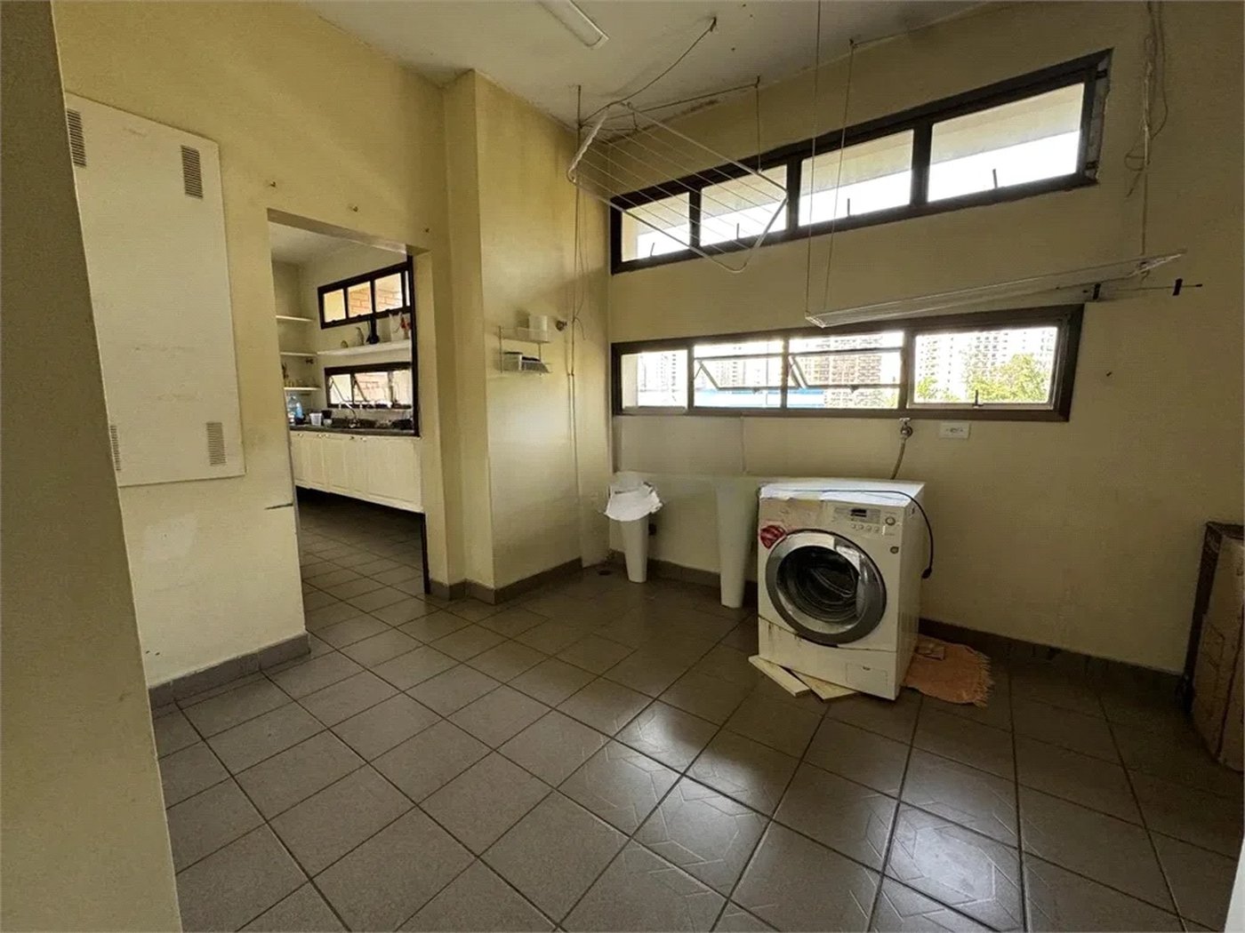 Apartamento à venda com 4 quartos, sendo 2 suítes, em Vila Suzana, São Paulo, SP