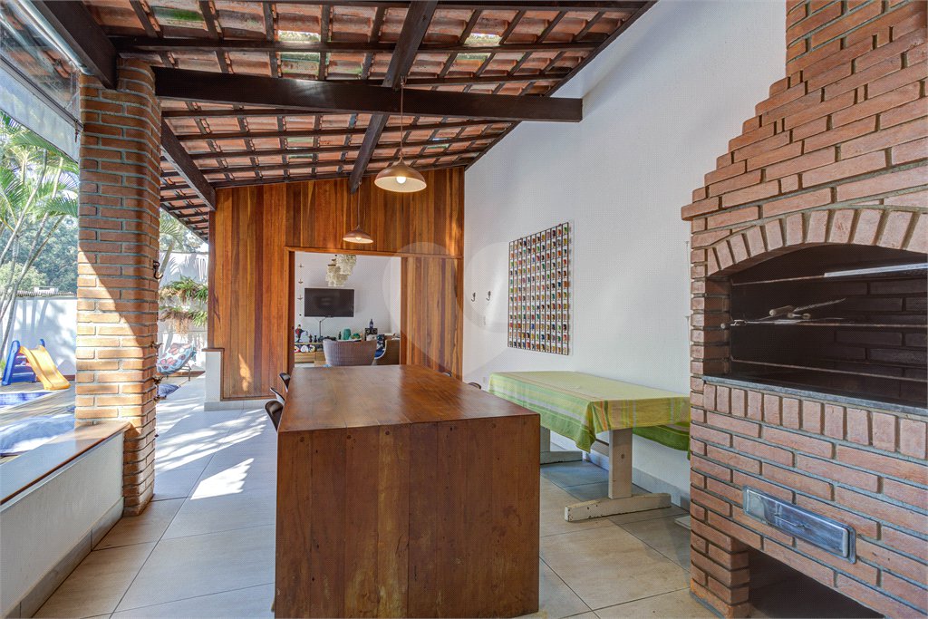 Casa de Vila à venda com 4 quartos, sendo 2 suítes,  em Jardim Marajoara, São Paulo, SP