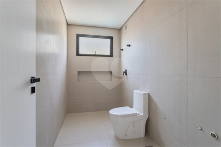 Casa à venda com 4 suítes no condomínio Villa Suiça, São Paulo - SP