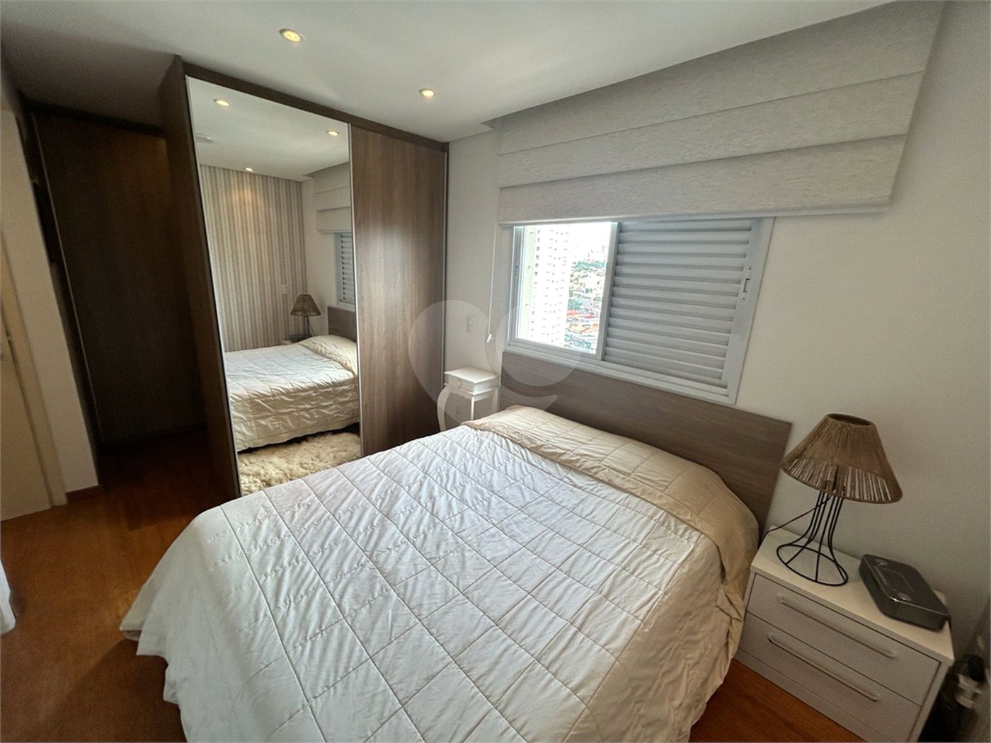 Apartamento à venda com 2 quartos, sendo 1 suíte,  em Vila Romana, São Paulo, SP