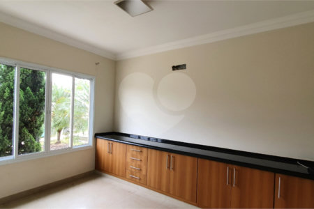 Casa à venda ou para alugar com 3 suítes no condomínio Jardim Vila Paradiso, Indaiatuba - SP