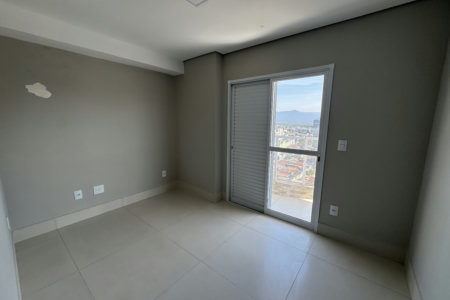 🏢 Cobertura Alto Padrão – Residencial Safira – Guilhermina – Praia Grande