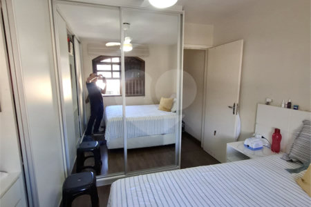 Sobrado à venda com 2 quartos em Interlagos, São Paulo, SP