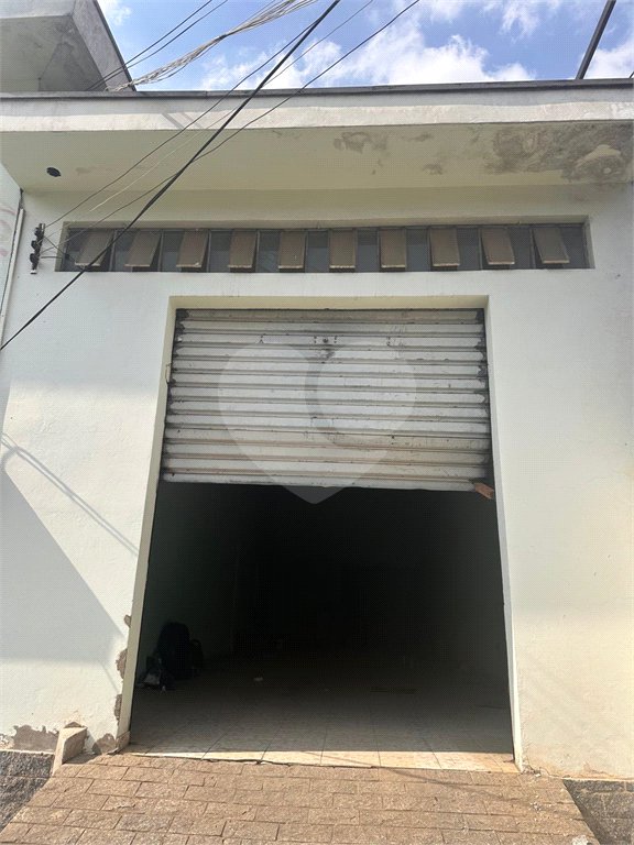 Sobrado à venda com 2 quartos em Vila Zat, São Paulo, SP