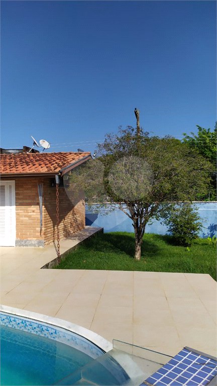 Casa Térrea à venda com 3 quartos, sendo 1 suíte, em Vila Atlântica, Caraguatatuba, SP
