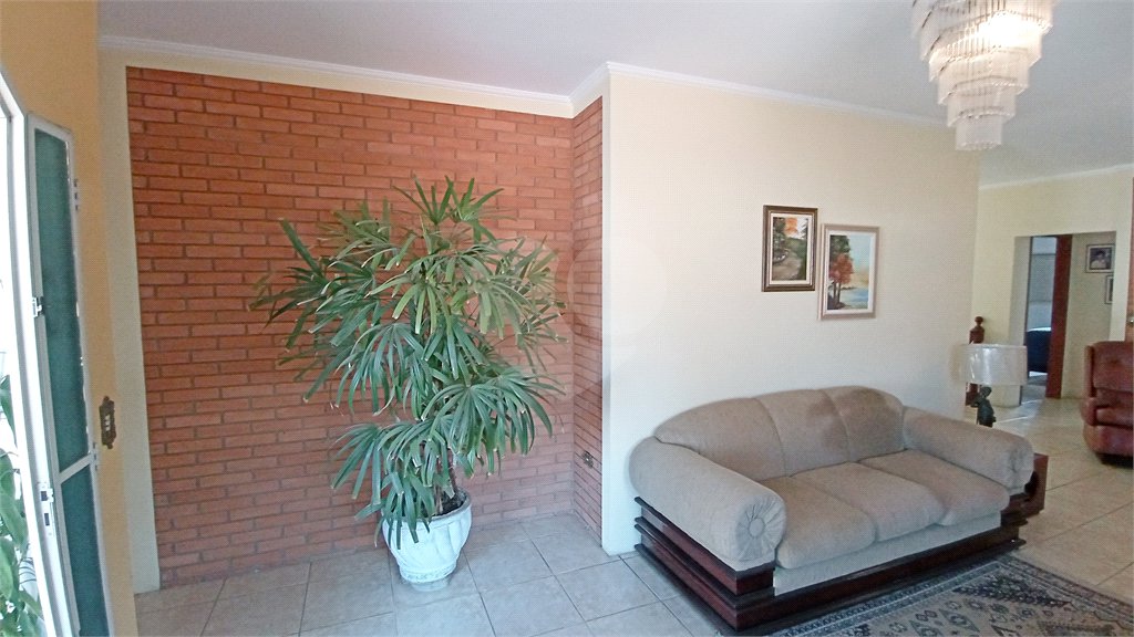 Casa à venda com 4 quartos, sendo 2 suítes,  em Nova Vinhedo, Vinhedo, SP