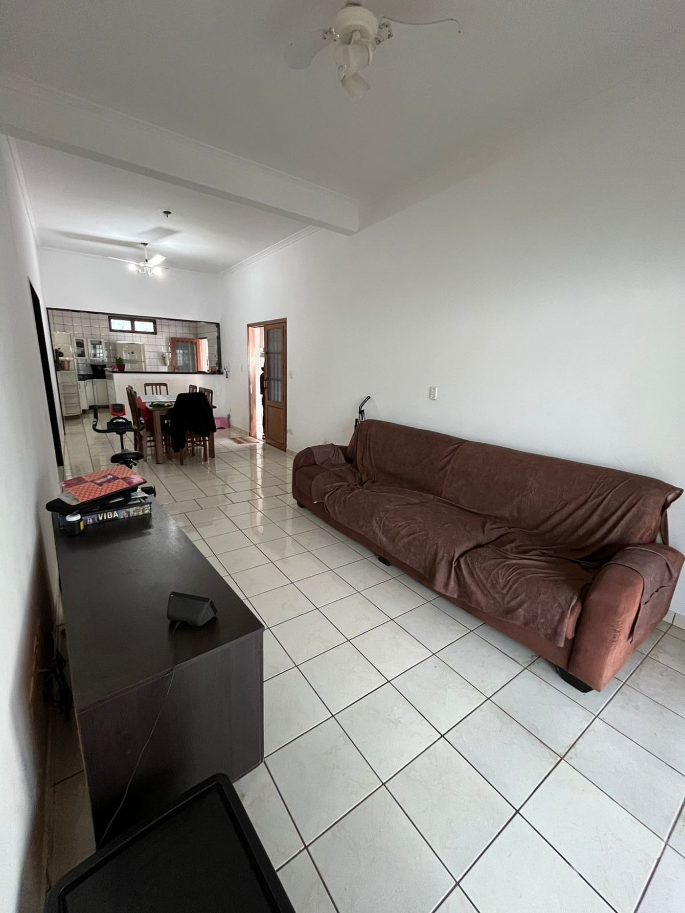 Casa à venda com 3 quartos, sendo 1 suíte,  em Jardim Primaveril, Três Lagoas, MS