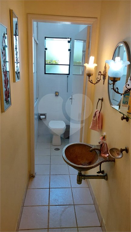Casa à venda com 4 quartos, sendo 2 suítes, em Jardim São Caetano, São Caetano do Sul, SP