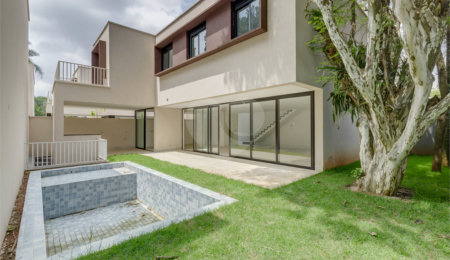 Casa à venda com 4 suítes no condomínio Garda, São Paulo - SP