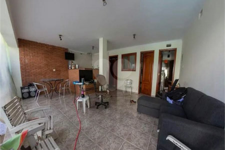 Sobrado à venda ou para alugar com 4 suítes em Vila Paulicéia, São Paulo, SP