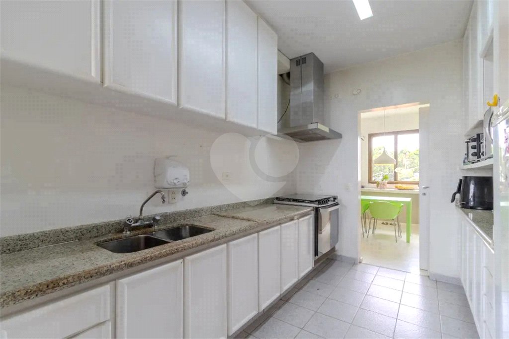 Apartamento à venda com 3 suítes em Vila Morumbi, São Paulo, SP