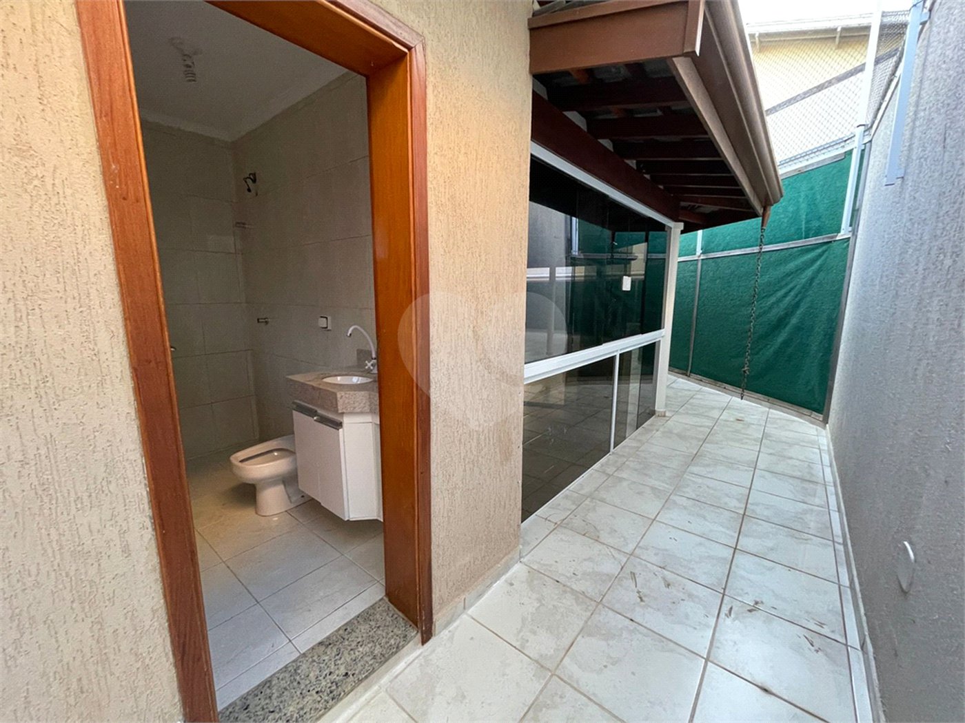 Casa para alugar com 3 suítes no condomínio Bosque de Grevilea, Vinhedo - SP