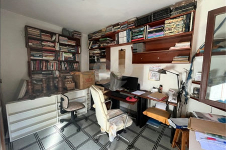 Casa à venda com 4 quartos, sendo 2 suítes, em Vila Rosália, Guarulhos, SP
