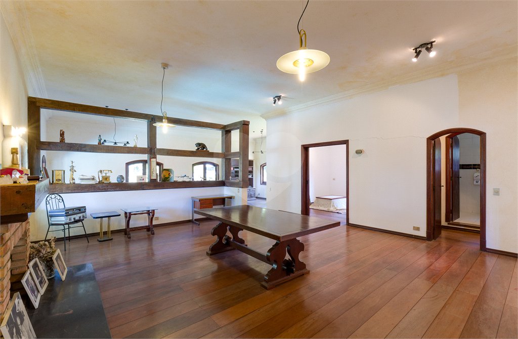 Casa à venda com 5 suítes no condomínio Chácara Flora, São Paulo - SP