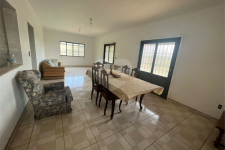 Chácara à venda com 3 quartos no Centro, Araçoiaba da Serra, SP