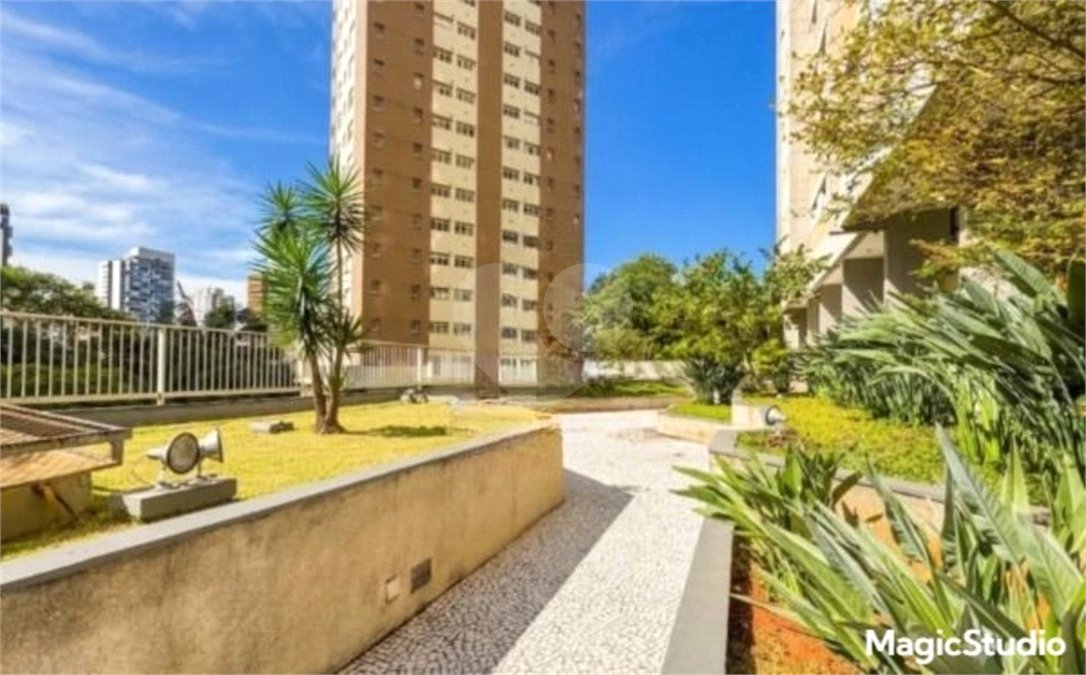 Apartamento à venda com 2 quartos em Vila Mariana, São Paulo, SP