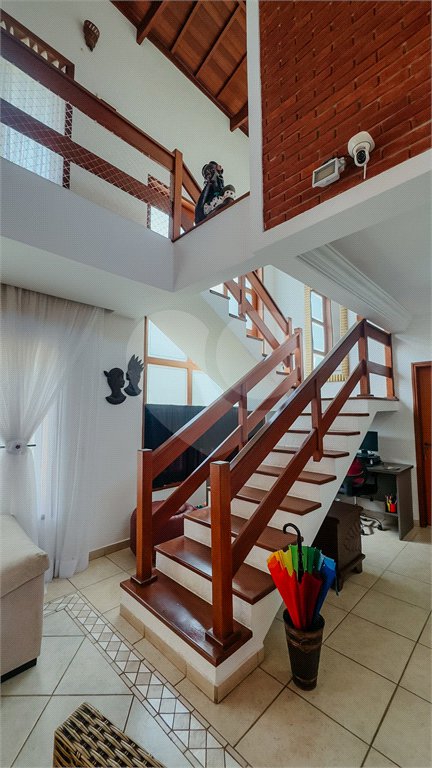 Casa à venda com 4 suítes no condomínio Monte Belo, Salto - SP