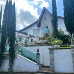 Casa à venda com 6 quartos, sendo 5 suítes, no condomínio Alpes da Cantareira, Mairiporã - SP