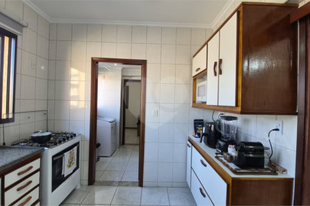 Apartamento à venda com 3 quartos, sendo 1 suíte, em Vila Seixas, Ribeirão Preto, SP