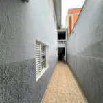 Sobrado à venda com 3 quartos, sendo 1 suíte, em Lopes de Oliveira, Sorocaba, SP