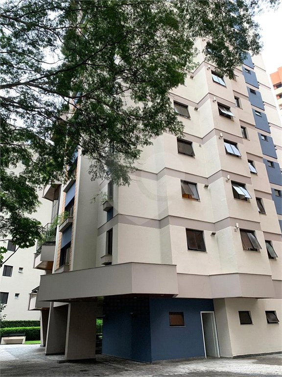 Apartamento à venda com 4 quartos, sendo 2 suítes, em Real Parque, São Paulo, SP