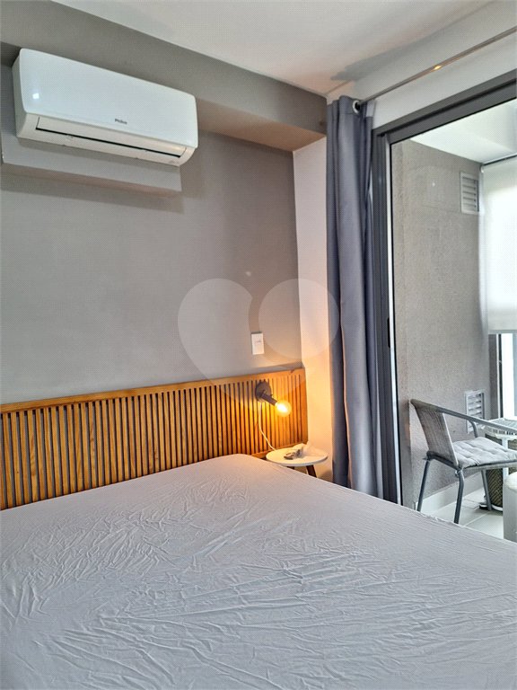 Apartamento à venda com 1 quarto em Santo Amaro, São Paulo, SP
