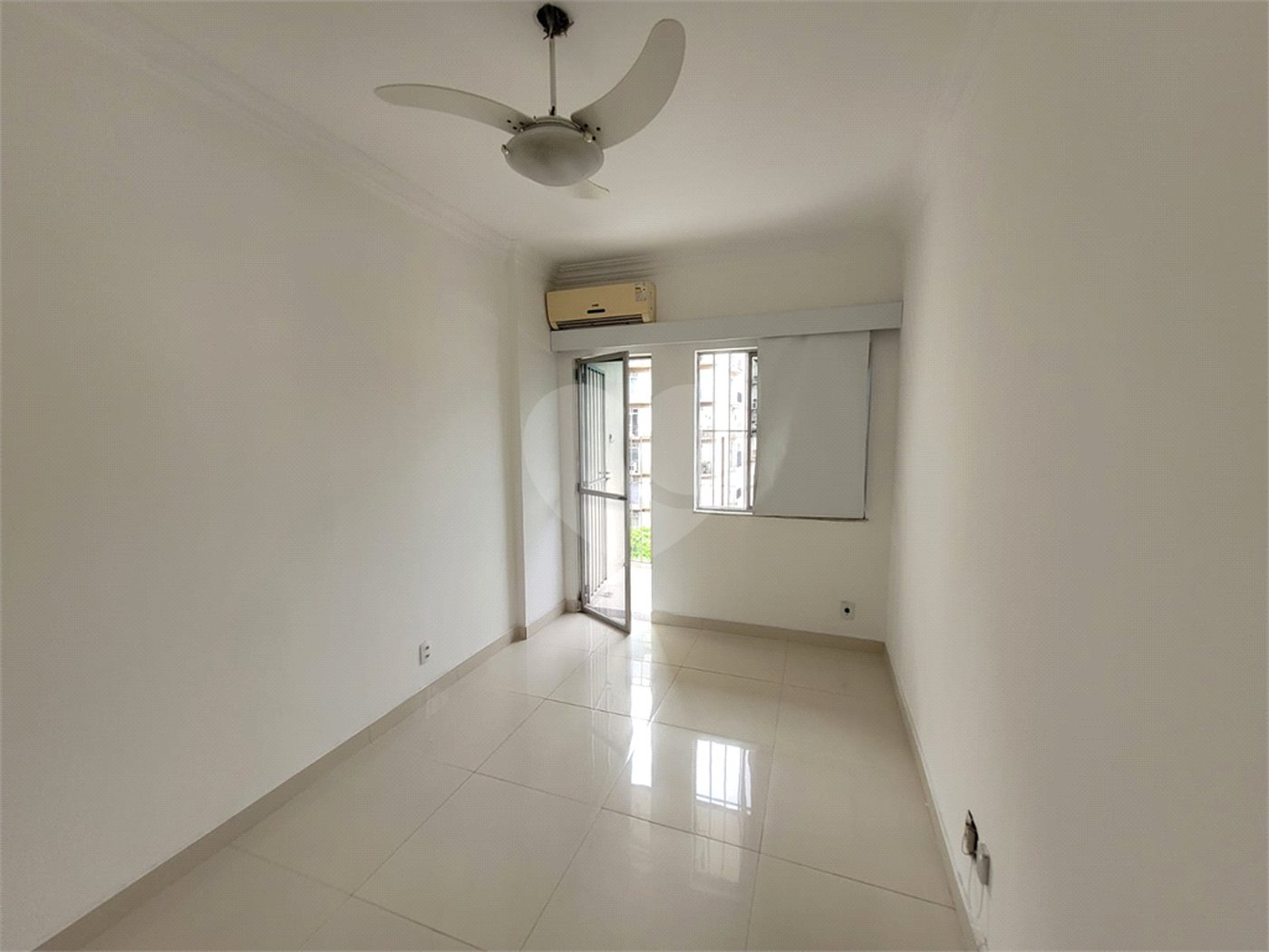 Apartamento à venda com 2 quartos, sendo 1 suíte, em Vila Isabel, Rio de Janeiro, RJ