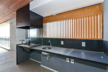 Apartamento à venda com 4 suítes em Jardim das Acácias, São Paulo, SP