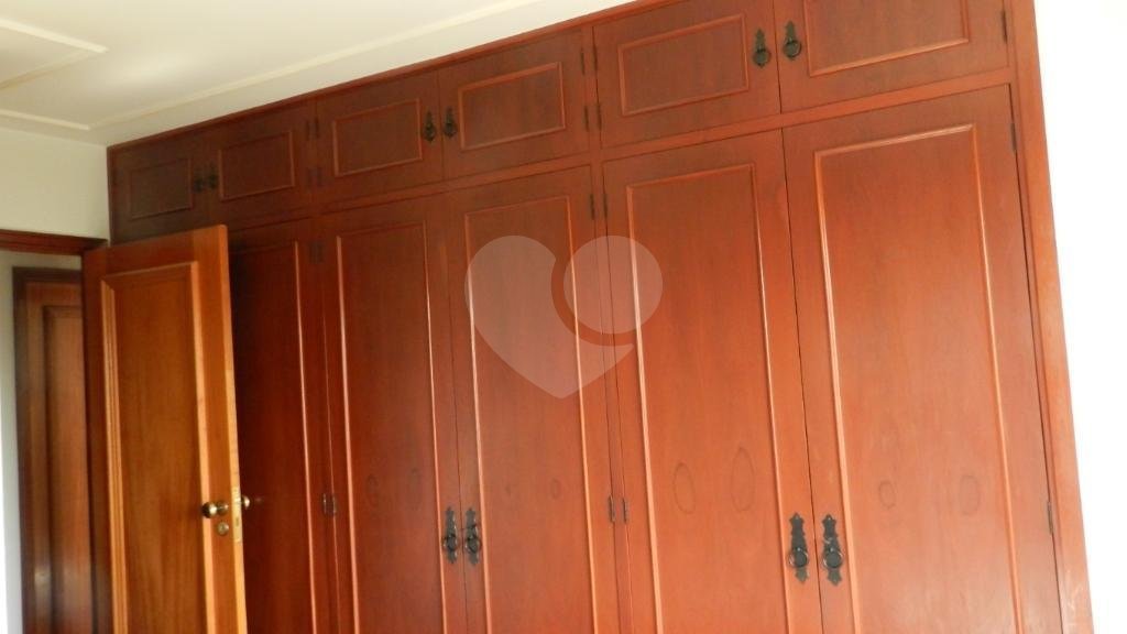 Apartamento à venda com 3 quartos, sendo 1 suíte, em Alto da Boa Vista, São Paulo, SP