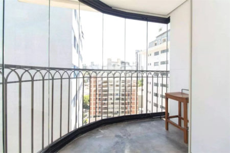Cobertura à venda ou para alugar com 3 quartos, sendo 1 suíte,  em Vila Clementino, São Paulo, SP