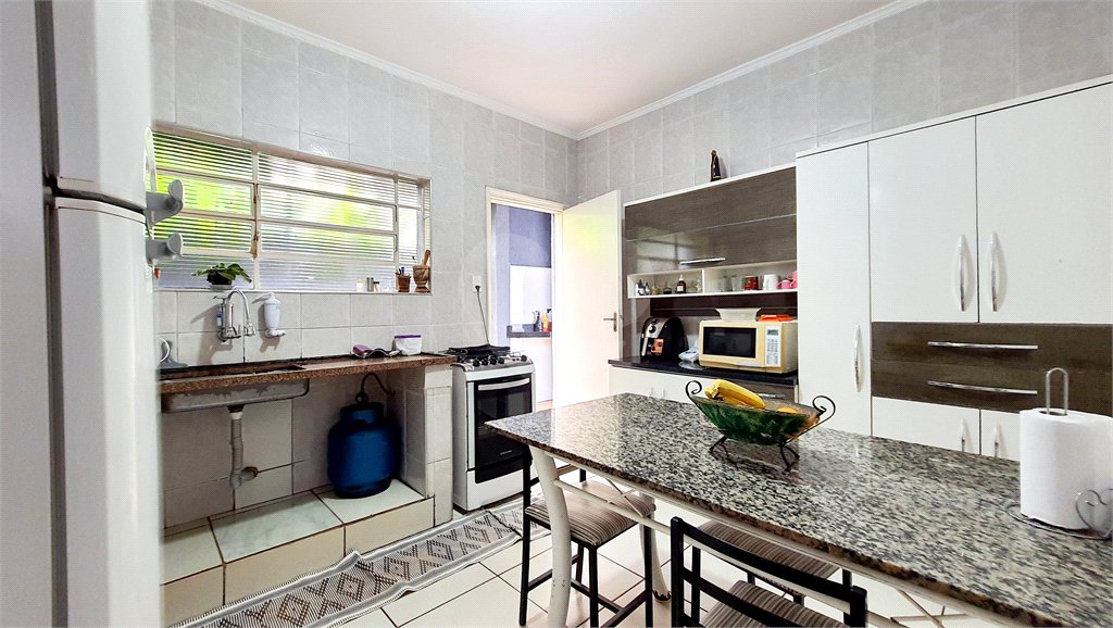 Casa à venda com 3 quartos, sendo 1 suíte, em Campos Elíseos, Ribeirão Preto, SP