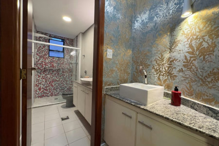 Apartamento com 3 dormitórios à venda, 145 m² por R$ 1.350.000,00 - Pompéia - Santos/SP