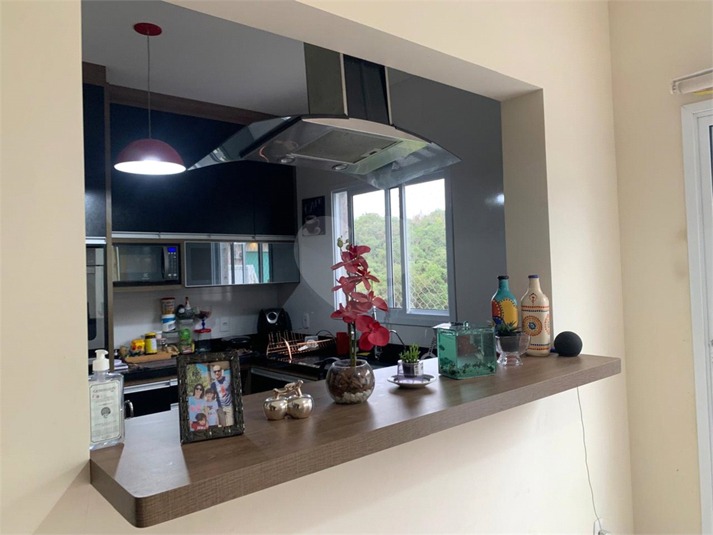 Casa à venda com 3 quartos, sendo 1 suíte, no condomínio Residencial Ponderosa, São Roque - SP