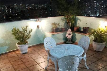 Cobertura à venda com 3 quartos em Vila Gumercindo, São Paulo, SP