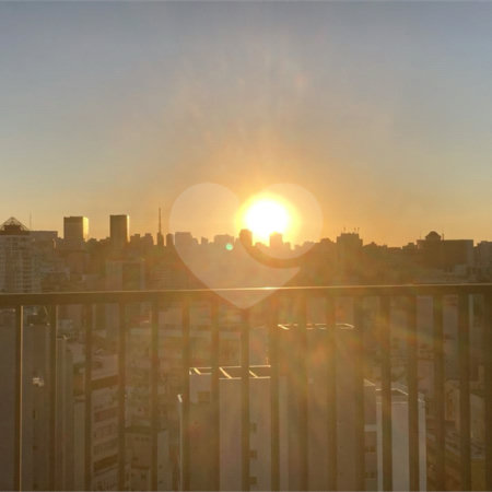 Apartamento à venda com 2 quartos, sendo 1 suíte, em Santa Efigênia, São Paulo, SP