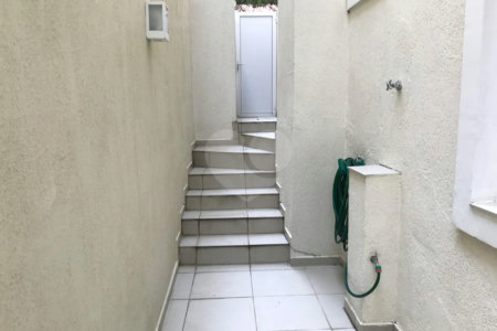 Casa à venda com 2 suítes no condomínio Vilagio Viccino, São Paulo - SP