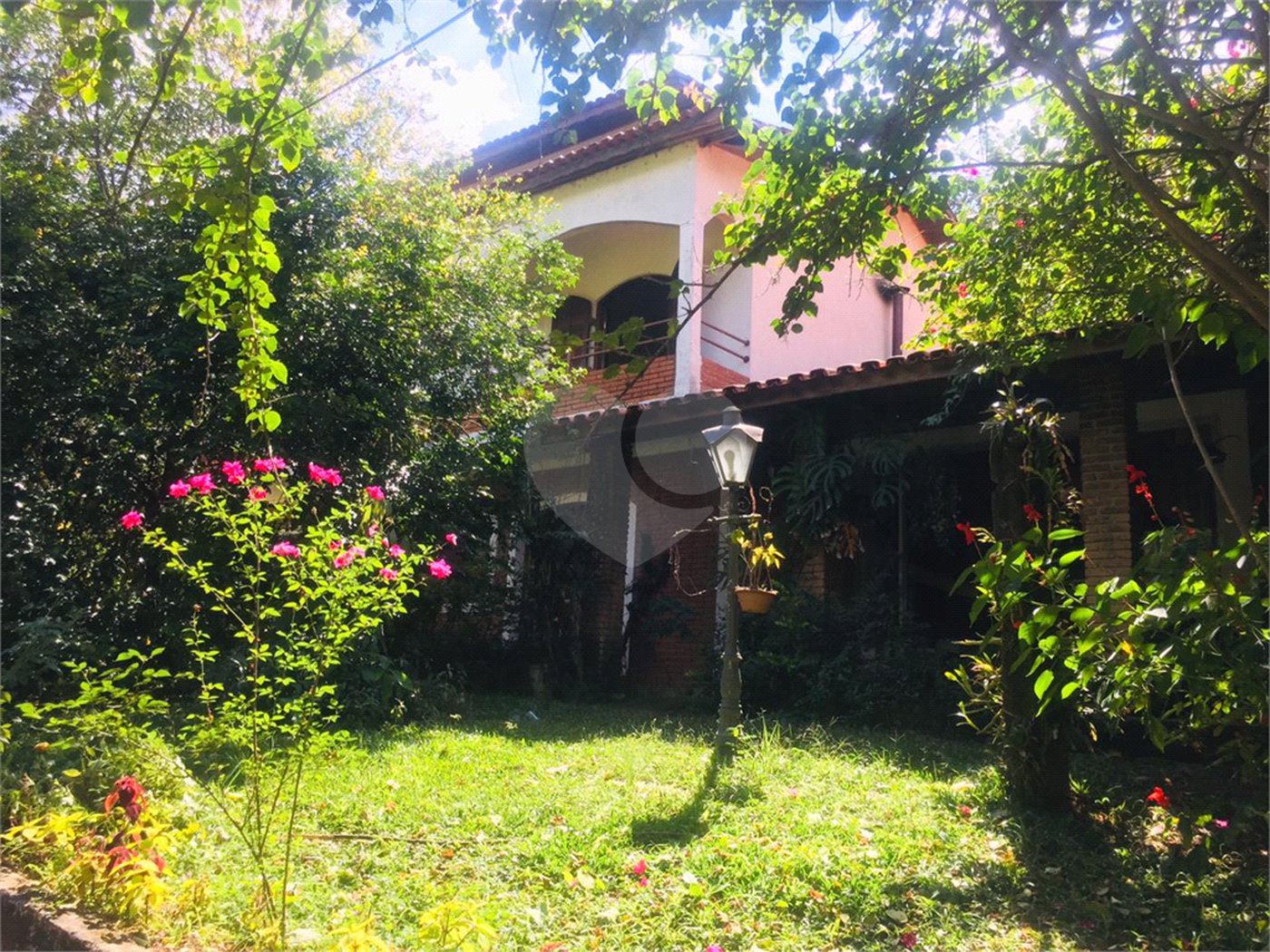 Sítio à venda com 9 quartos, sendo 4 suítes, em Remédios, Mairiporã, SP