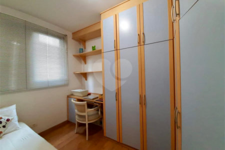 Apartamento para alugar com 3 quartos, sendo 1 suíte, em Vila Olímpia, São Paulo, SP