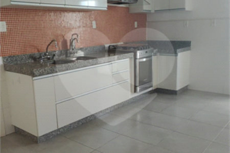 Apartamento à venda com 3 quartos, sendo 1 suíte, no Centro, Itu, SP