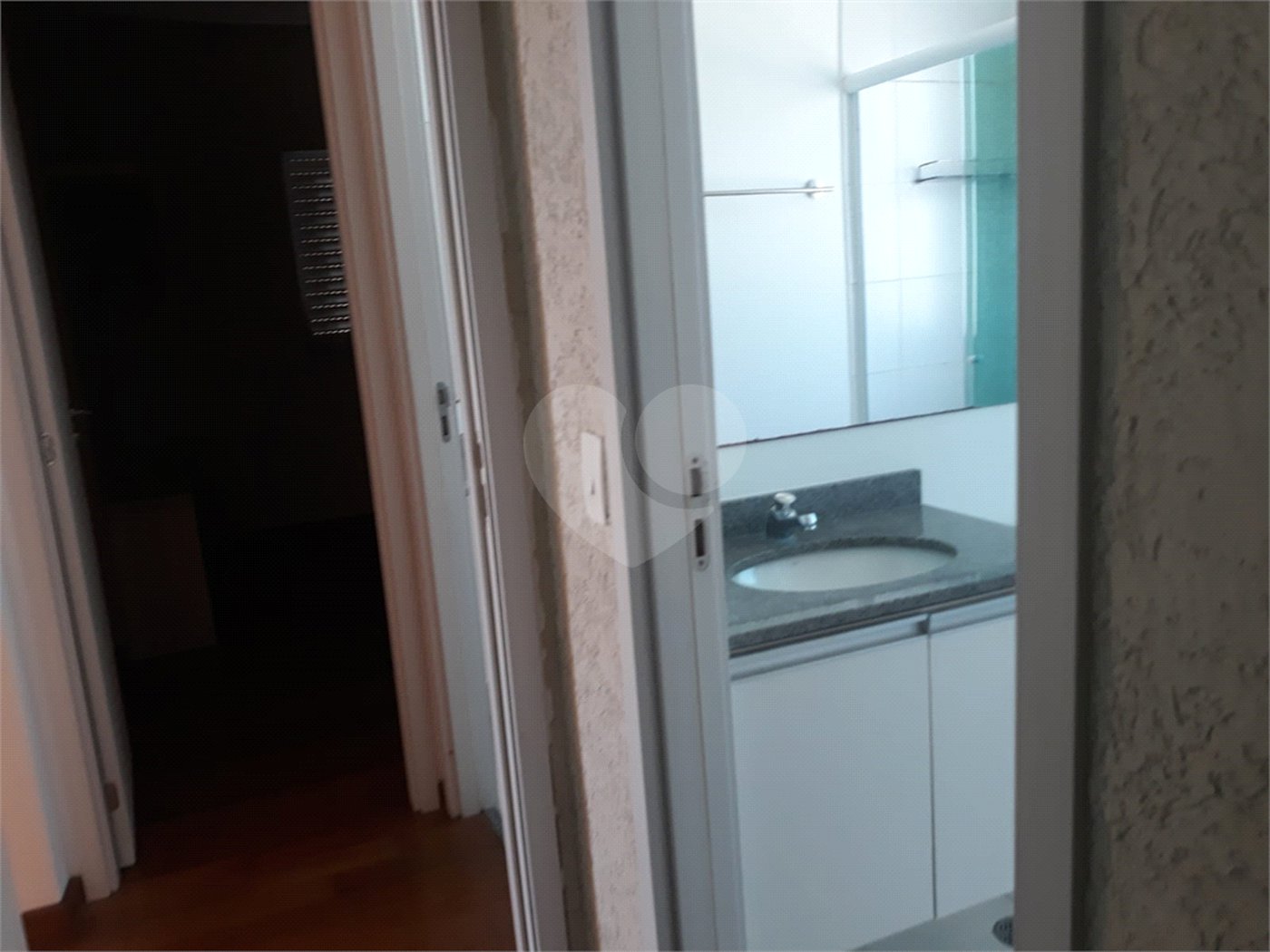 Apartamento à venda ou para alugar com 2 quartos, sendo 1 suíte, em Jardim Carambeí, São Roque, SP