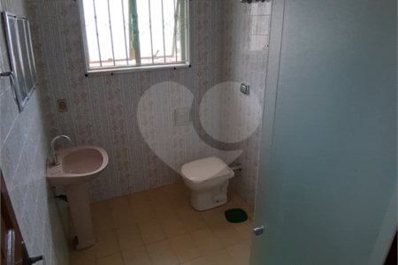 Casa à venda com 3 quartos, sendo 1 suíte,  em Vila Gomes, São Paulo, SP
