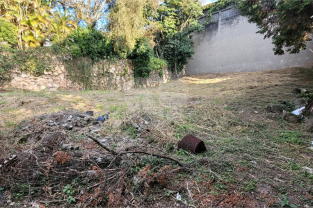 Terreno à venda em Jardim Sílvia (zona Oeste), São Paulo, SP