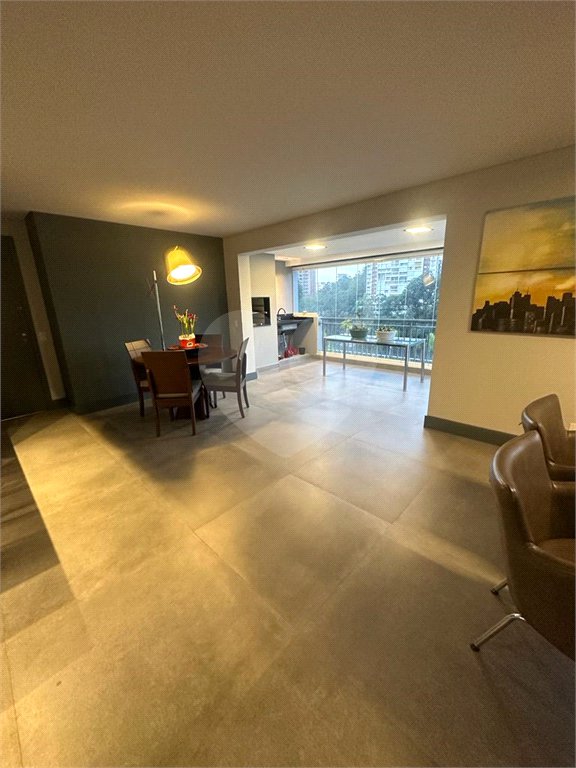 Apartamento à venda com 2 suítes em Jardim Caboré, São Paulo, SP