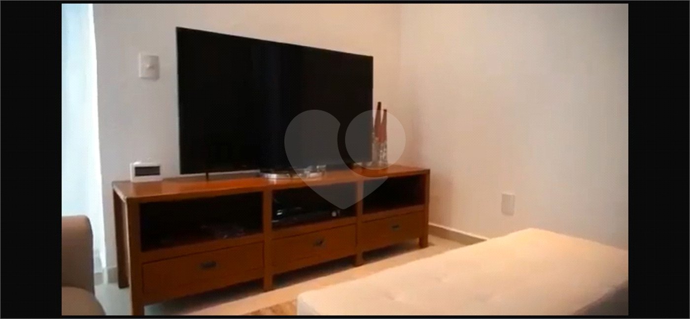 Casa à venda com 3 suítes no condomínio Vilagio Ipanema 1, Araçoiaba da Serra - SP
