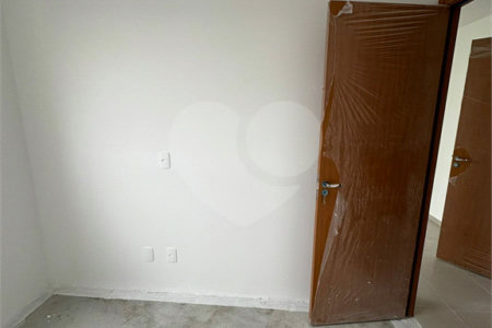 Apartamento à venda com 2 quartos em Vila Antonieta, São Paulo, SP
